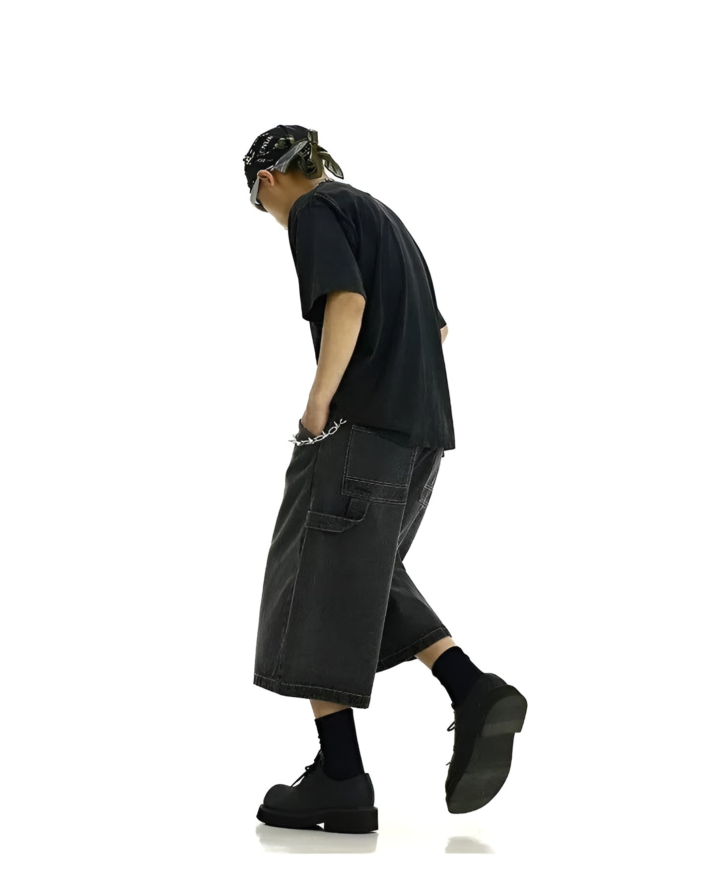 SOLIRA T-SHIRT IN BLACK [UNISEX]