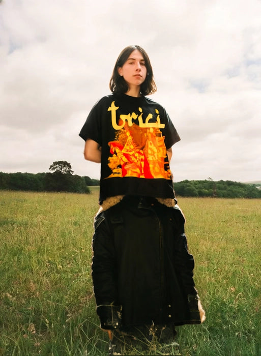 SOLIRA T-SHIRT IN BLACK [UNISEX]
