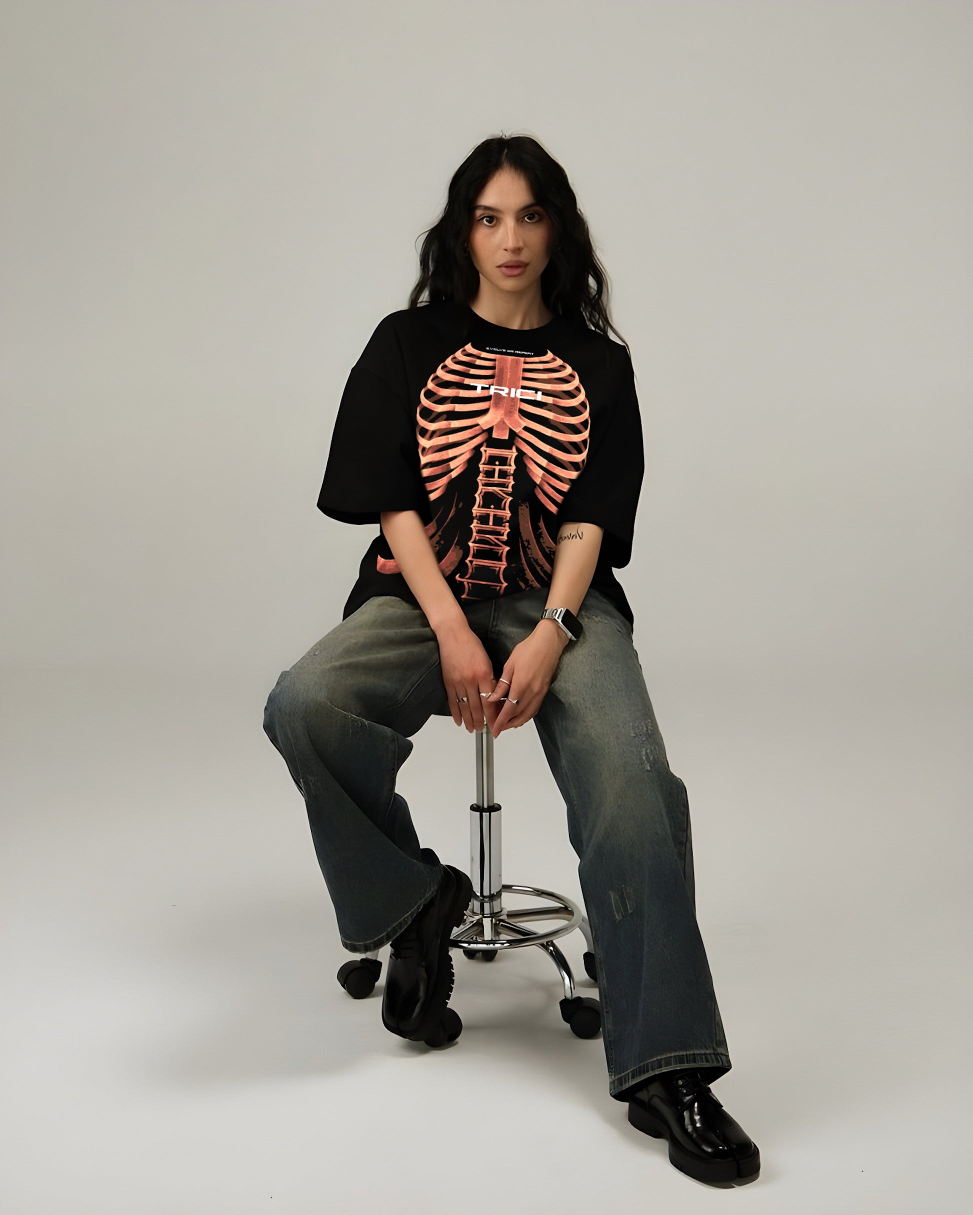 X-RAY T-SHIRT IN BLACK [UNISEX]