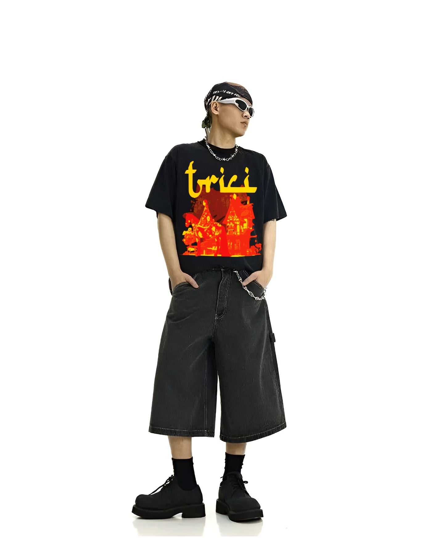 SOLIRA T-SHIRT IN BLACK [UNISEX]