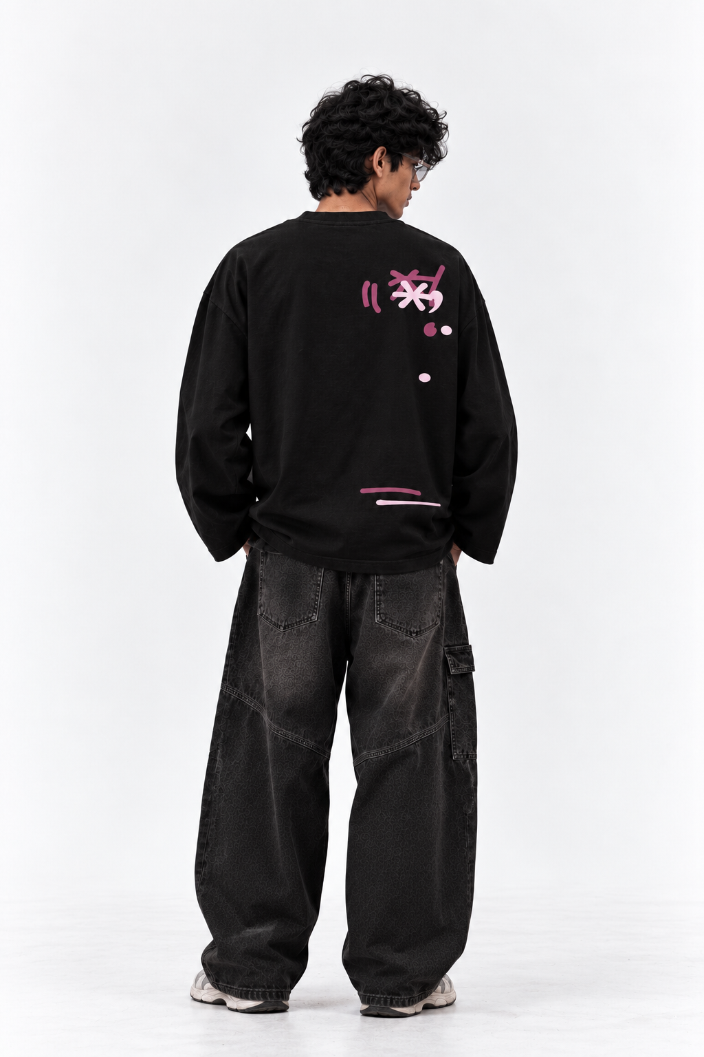 MEMBER LONG SLEEVE T-SHIRT